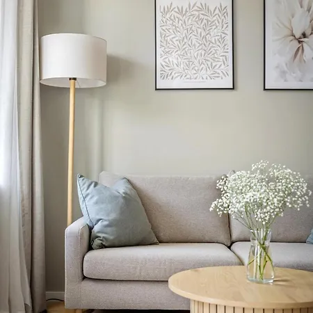 Διαμέρισμα Modern 3-rooms In Jattavagen, Hinna Park *